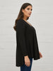 langarm Shirt mit V-Ausschnitt in Schwarz von Mat Fashion_grosse Grösse_DE BOER plus Luzern_3