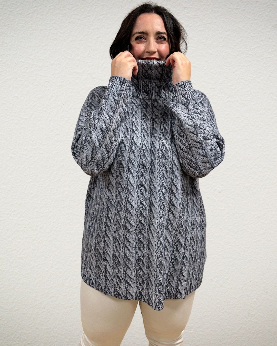 Rollkragen-Pullover mit Cashmere in Grautönen