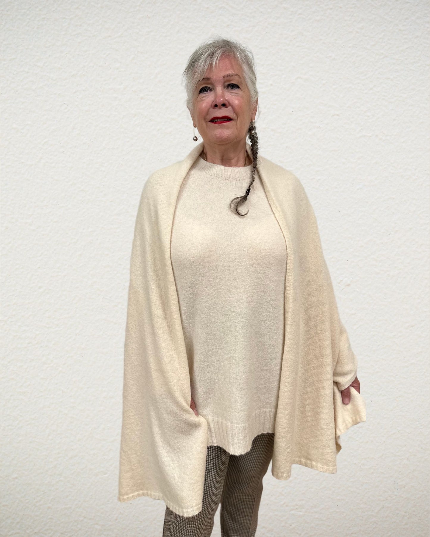 Strickschal in Crème