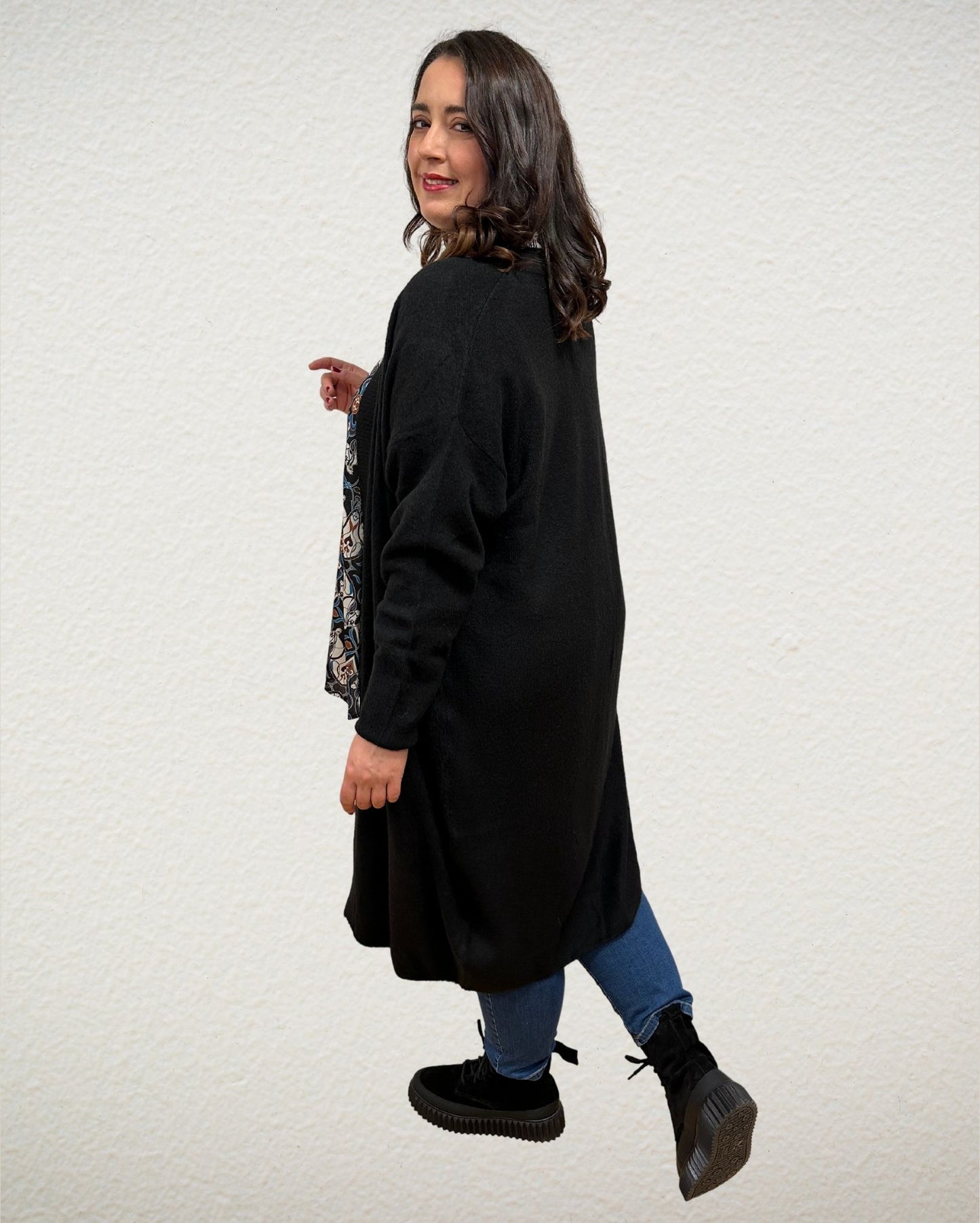 Lange Bouclestrick-Cardigan in Schwarz