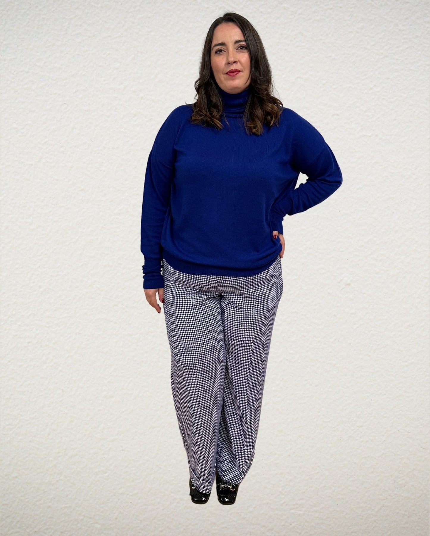 Blauer Rollkragen-Pullover aus 100% Wolle