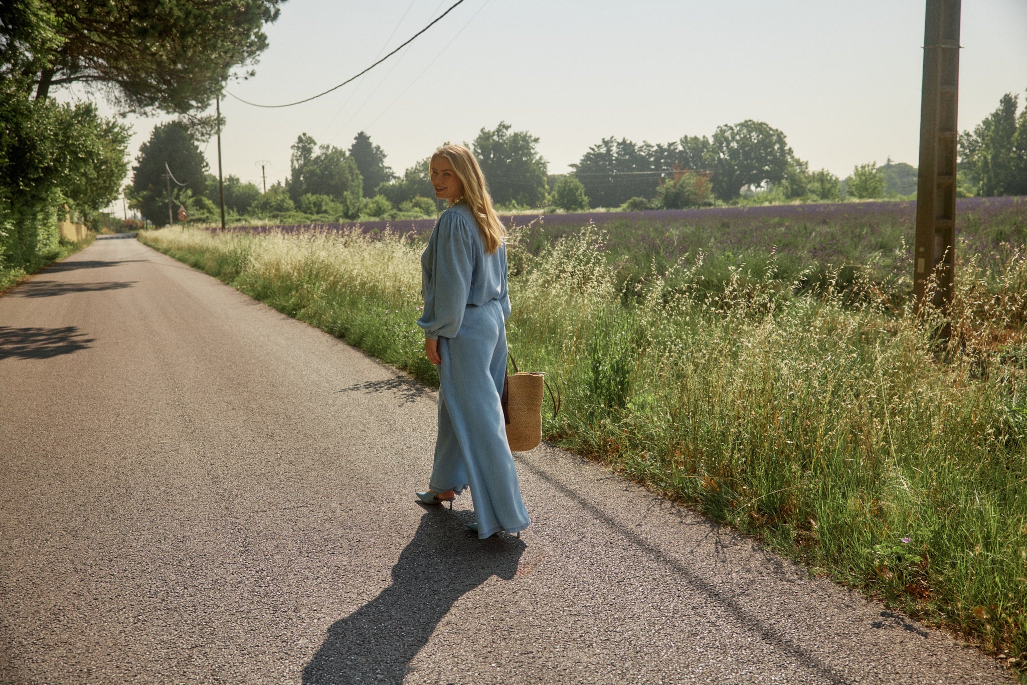 Yoek Fashion_Outfit_DEBOER plus Luzern 