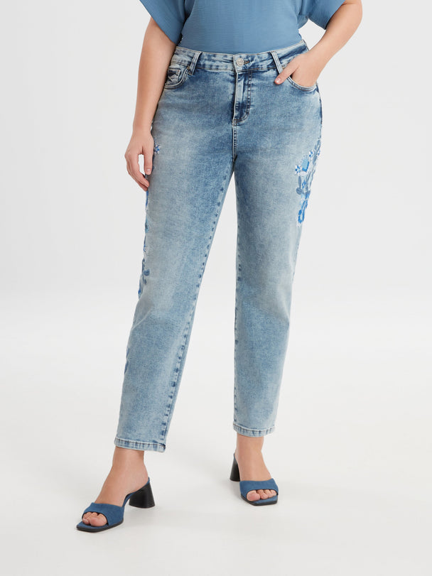 Jeans mit Blumenstrickerei von MAT FASHION_grosse Grössen_DE BOER plus Luzern