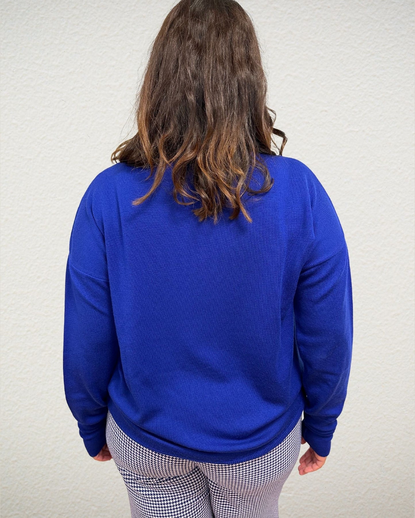 Blauer Rollkragen-Pullover aus 100% Wolle