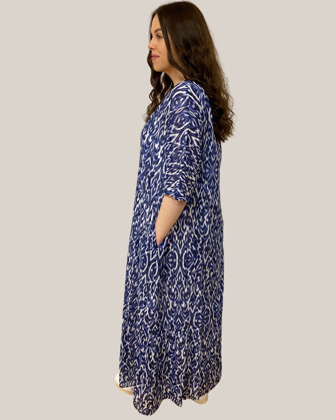 Leichtes Baumwoll-Kleid mit Ethno-Print