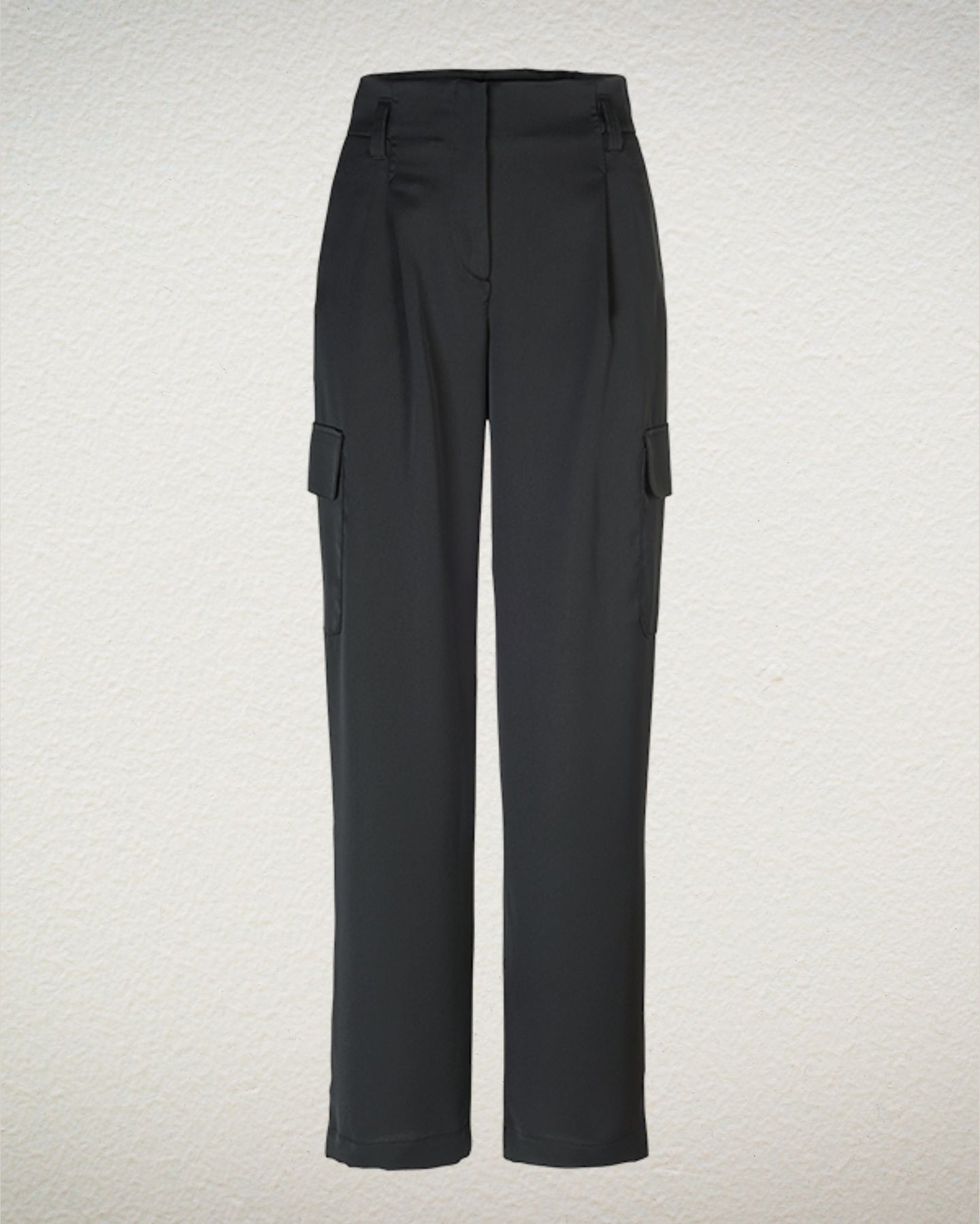 Cargo-Hose aus Satin in schwarz von Riani - grosse Grössen - DE BOER plus Luzern 