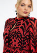 Kleid mit Fantasieprint in Rot/Schwarz von YOEK_grossen Grössen_DE BOER plus Luzern_2