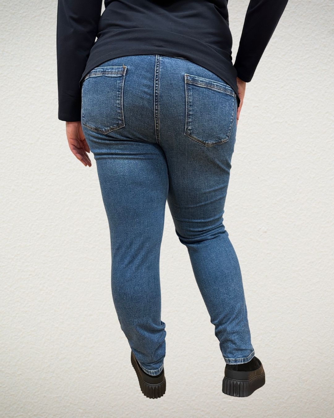 Jeans in Denim aus Baumwolle-Elastan