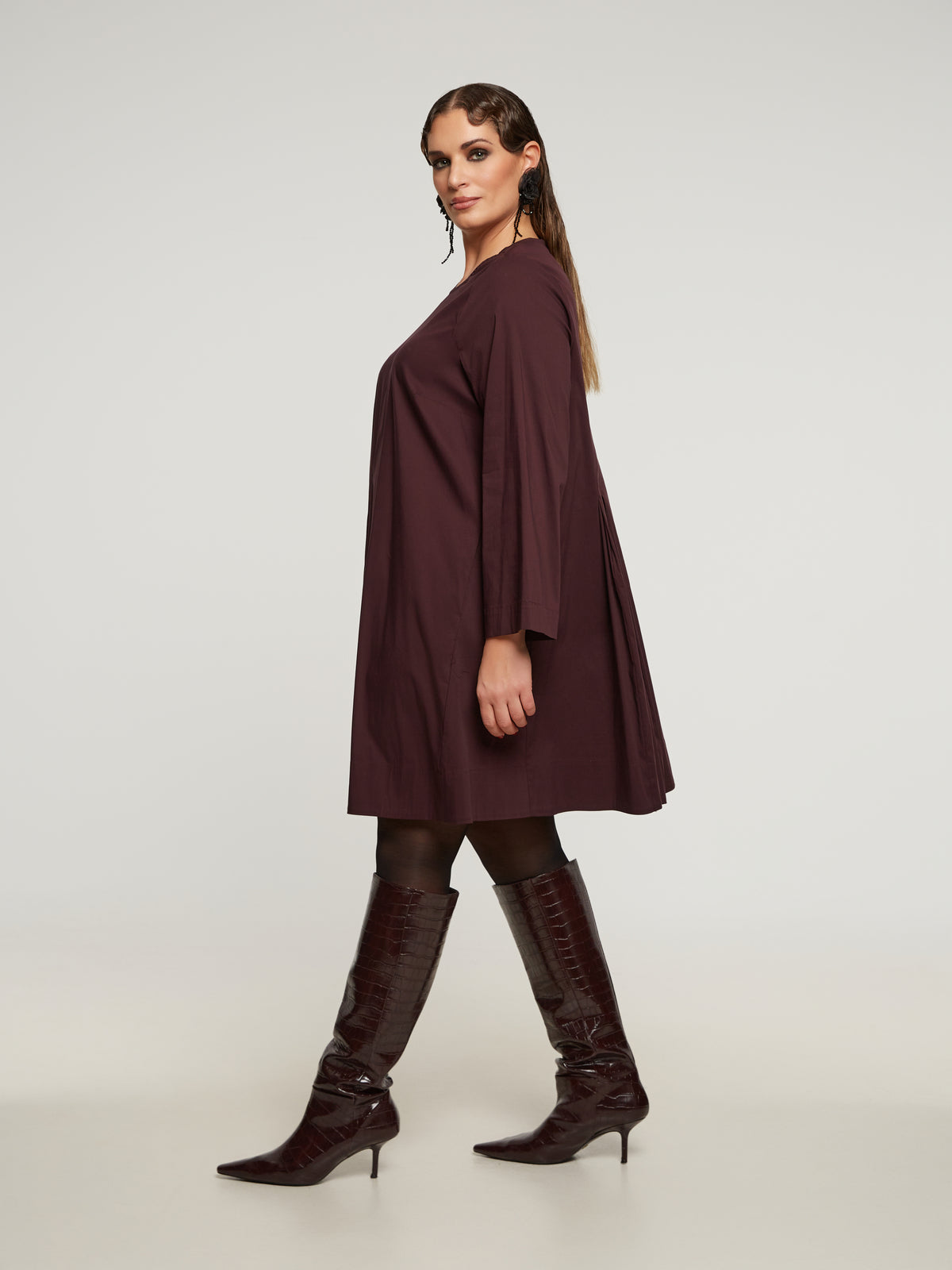 Baumwollkleid in Bordeaux von Mat Fashion_grosse Grössen_DE BOER plus_3