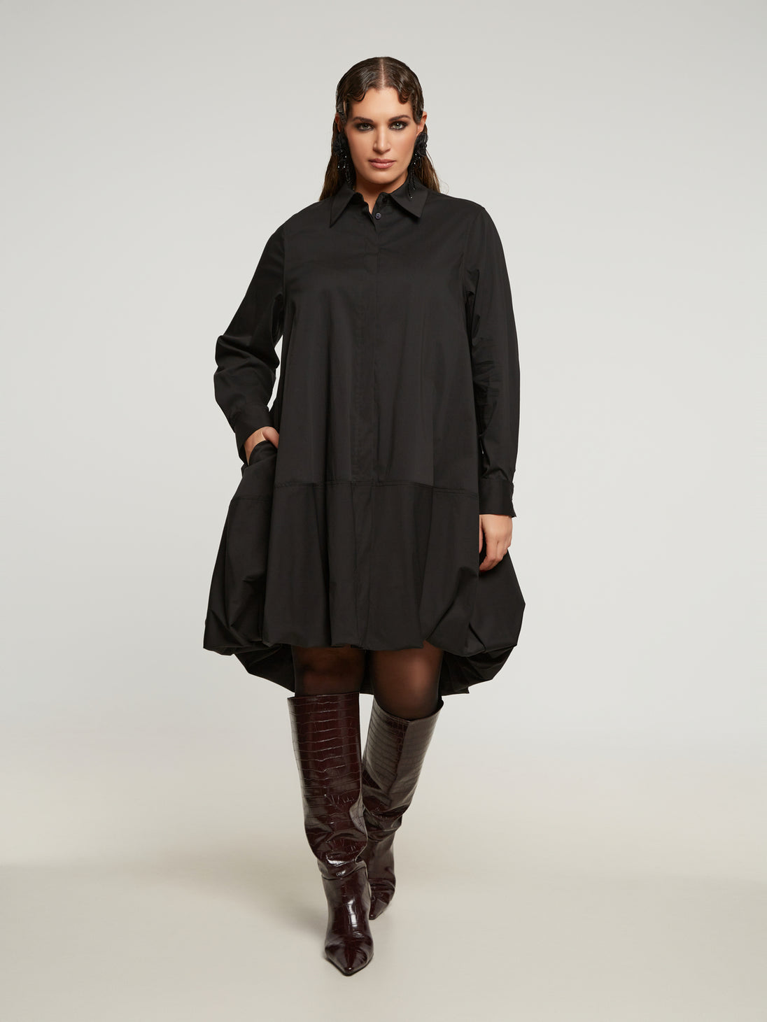 Baumwollkleid in Schwarz von Mat Fashion_grosse Grössen_DE BOER plus_2