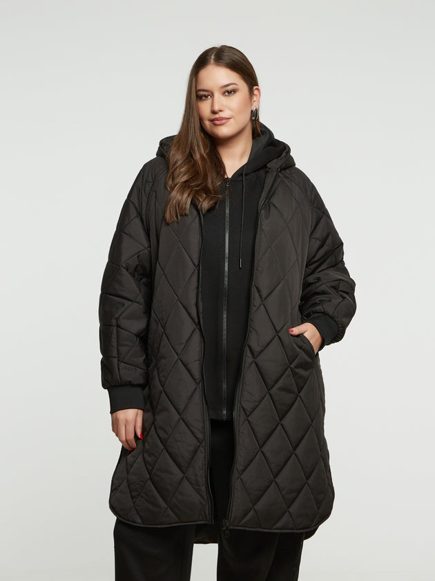 Wintermantel mit Kapuze in Schwarz von Mat Fashion_grosse Grössen_DE BOER plus Luzern_1
