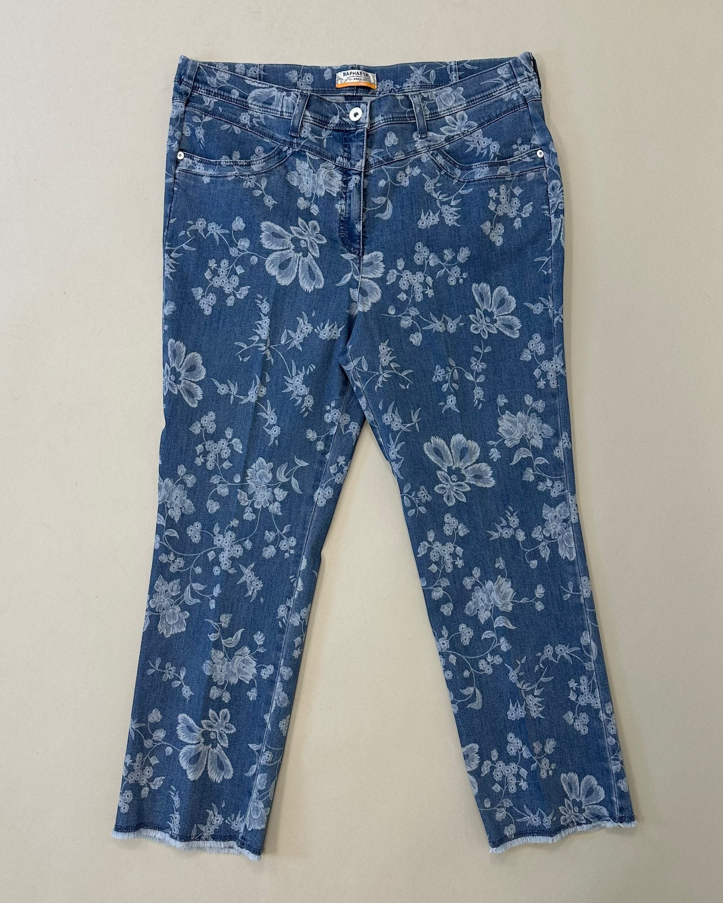 Jeans mit Blumenmuster