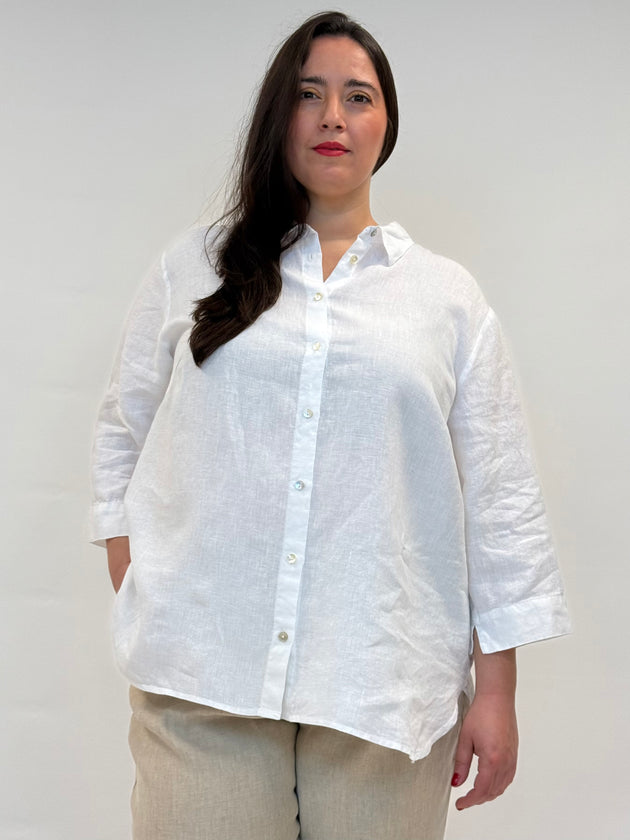 weisse Leinebluse mit 3/4 Arm von Backstage_grosse Grössen_DE BOER plus Luzern_4