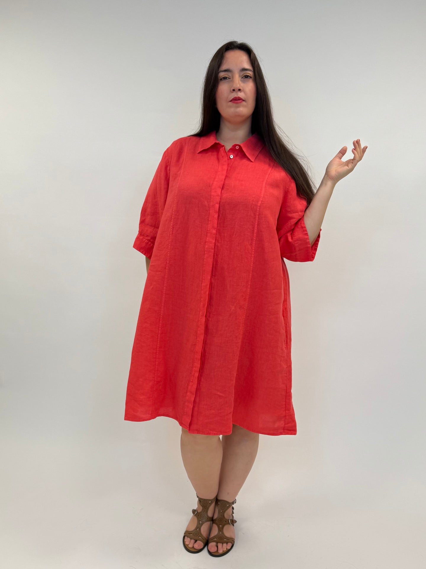 Leinenkleid in Coral mit 3/4 Arm von Backstage_grosse Grössen_DE BOER plus Luzern_1