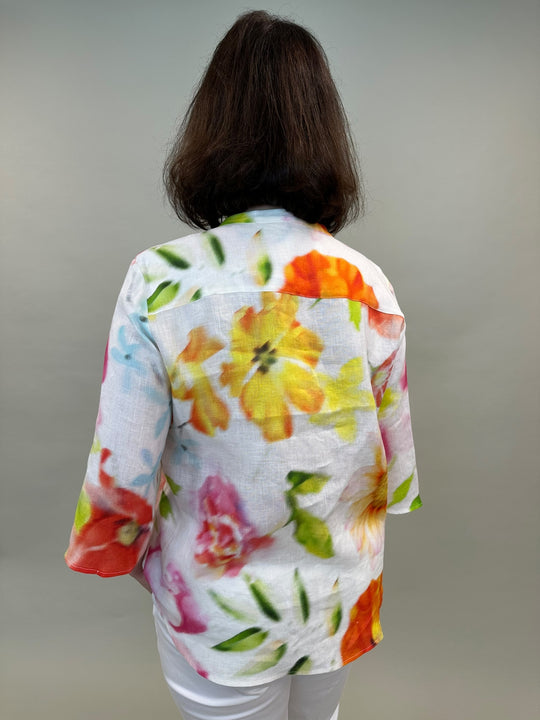 Leinenbluse mit Fantasie-Blumenprint von Backstage_grosse Grössen_DE BOER plus  Luzern_2