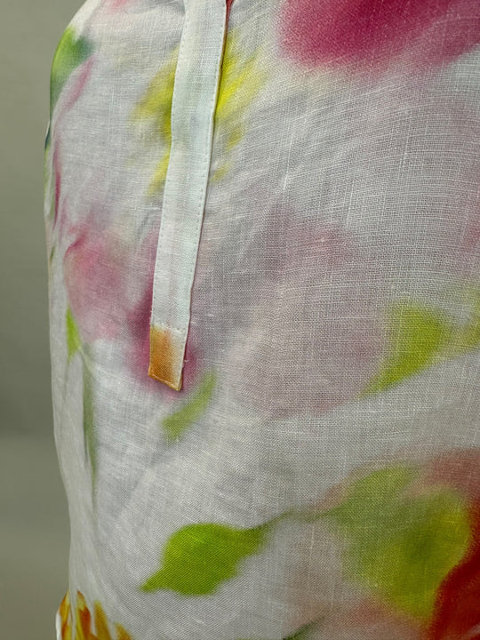 Leinenbluse mit Fantasie-Blumenprint von Backstage_grosse Grössen_DE BOER plus  Luzern_3