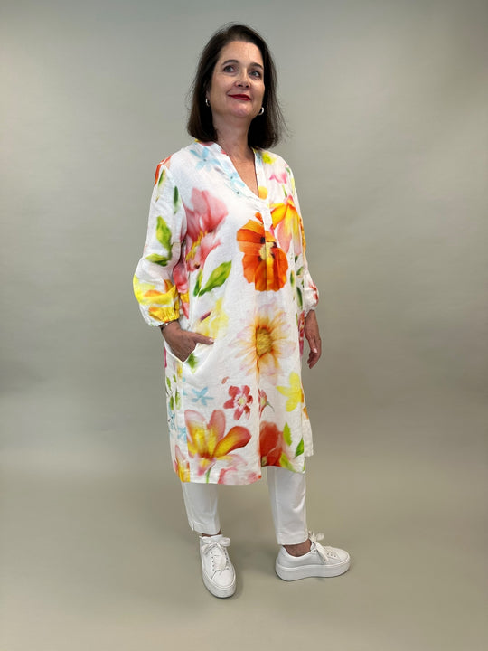 Leinenkleid in Blumenprint von Backstage_grosse Grössen_DE BOER plus Luzern_1