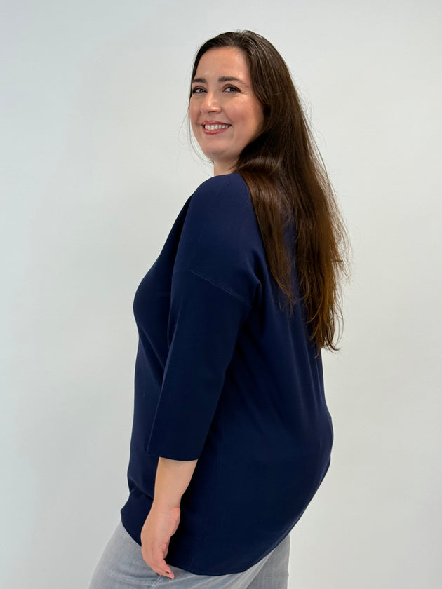 rundhals Pullover aus Viskose in Blau von Handmade_grosse Grössen_DE BOER plus Luzern_2