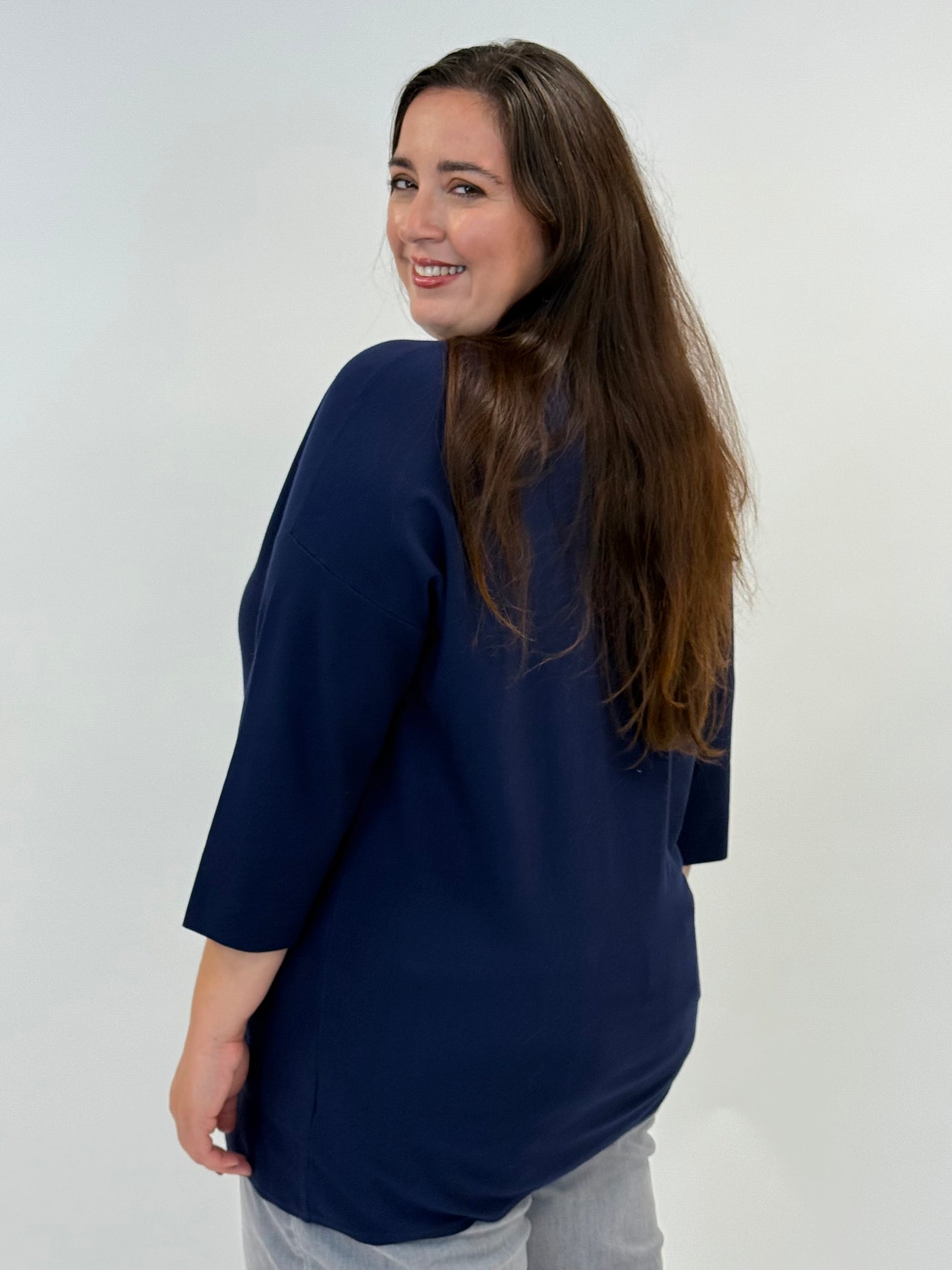 rundhals Pullover aus Viskose in Blau von Handmade_grosse Grössen_DE BOER plus Luzern_3