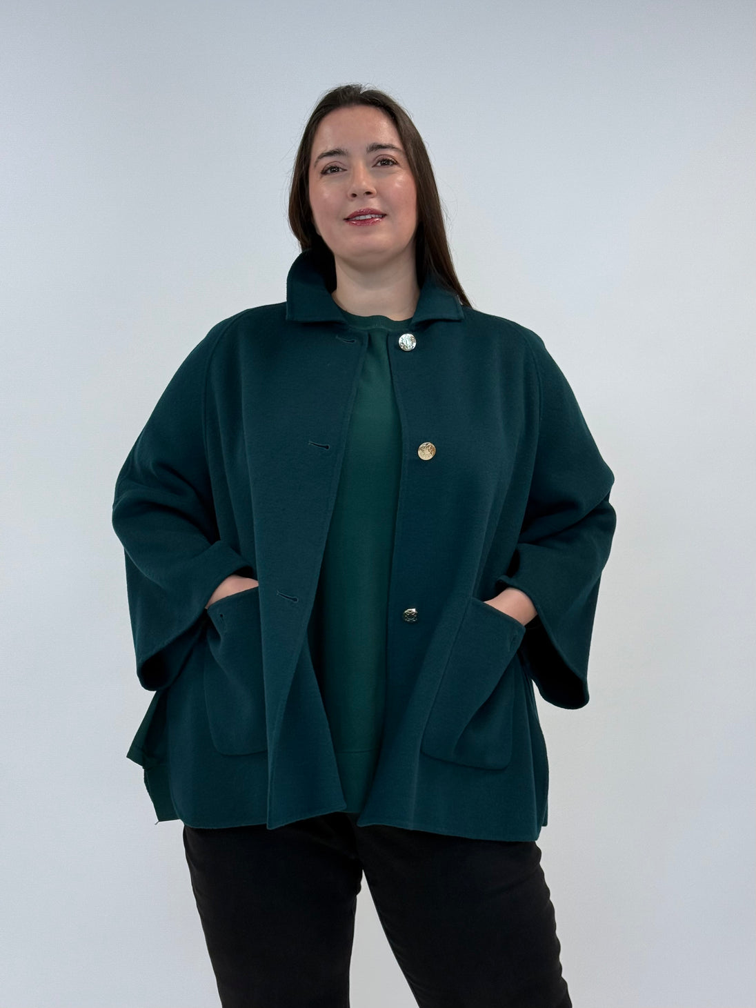 Doubleface Jacke mit dezenten Wollknöpfen von Elena Miro_grosse Grössen_DE BOER plus Luzern_2