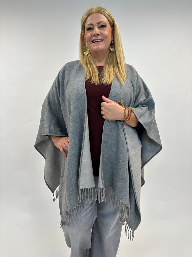 Wollcape in Grau von Elena Mirò_grosse Grössen_DE BOER plus Luzern_1
