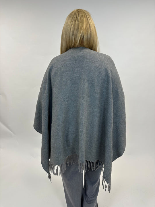 Wollcape in Grau von Elena Mirò_grosse Grössen_DE BOER plus Luzern_3