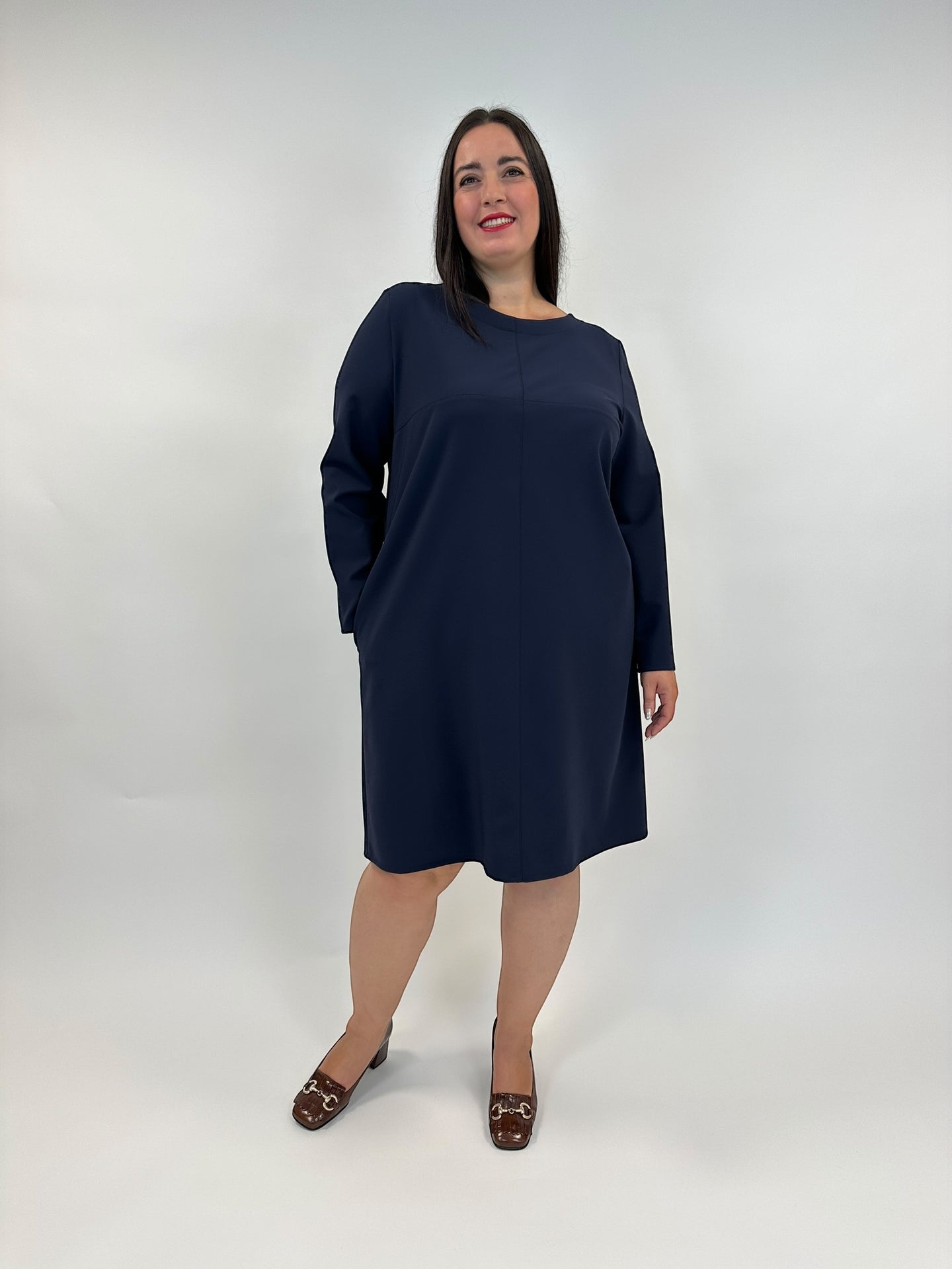 Technostretch-Kleid in leichter A-Form von Hindahl&Skudenly - grosse Grössen - DE BOER plus Luzern