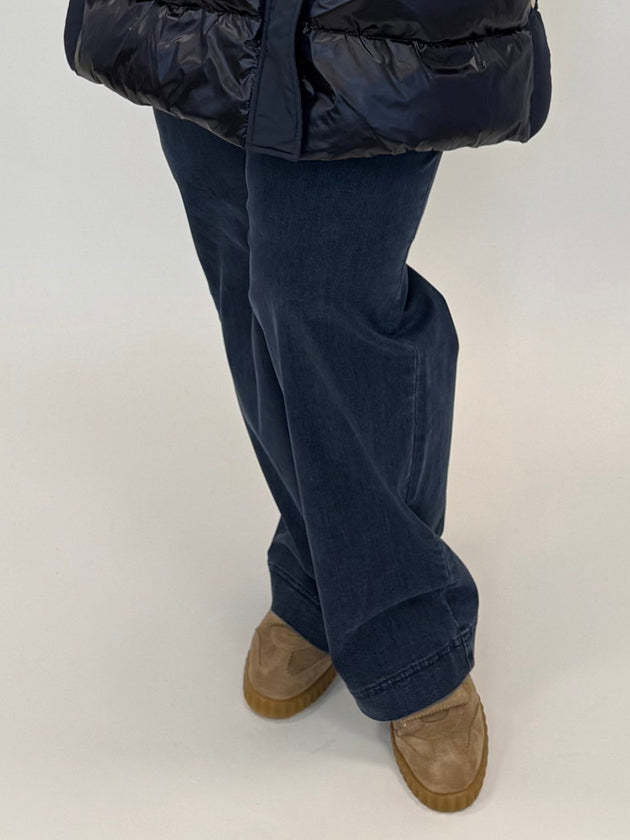 Jeans mit geradem Beim in Denimblue von Rapheala by Brax_grosse Grössen_DE BOER plus Luzern_2