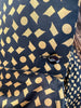 Kleid mit Schluppe im Retro-Print von Mat Fashion - grosse Grössen - DE BOER plus Luzern 