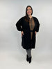 Strickmantel mit Armdetails in Schwarz von Mat Fashion - grosse Grössen - DE BOER plus Luzern 