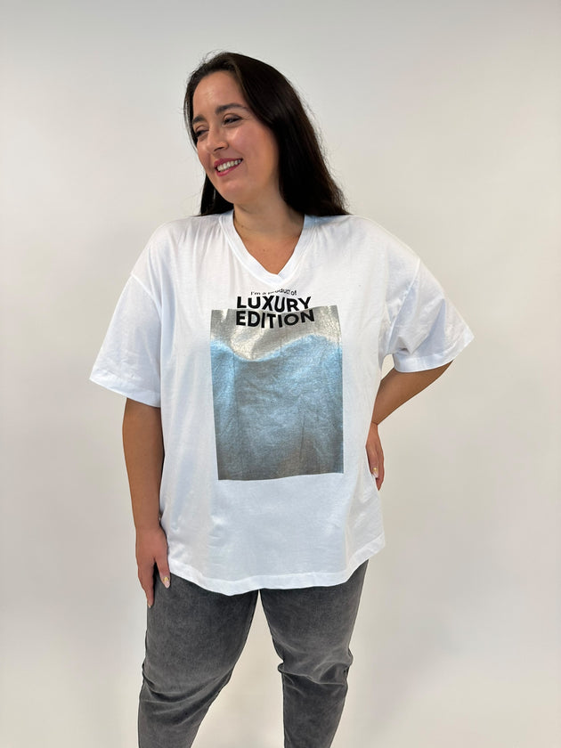 T_Shirt in weiss mit Print von Mat Fashion_grosse Grössen_DE BOER plus Luzern 