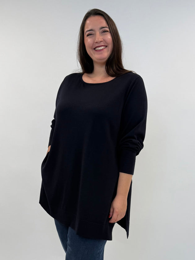 Rundhals-Pullover in Dunkelblau mit seitlichen Schlitzen von Marina Rinaldi_grossen Grössen_DE BOER plus Luzern_1