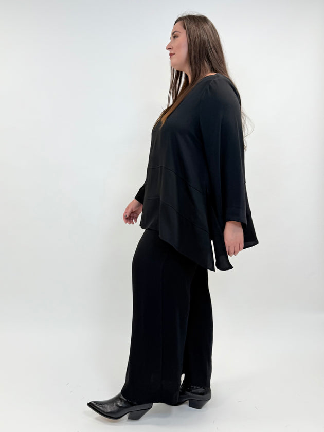 weite Hose in Schwarz von Mat Fashion_grosse Grössen_DE BOER plus Luzern_7