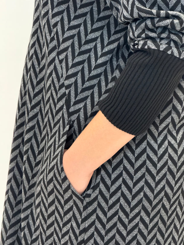 Strickkleid in Fischgard-Optik von Mona Lisa by Interchic_grosse Grössen_DE BOER plus Luzern_4