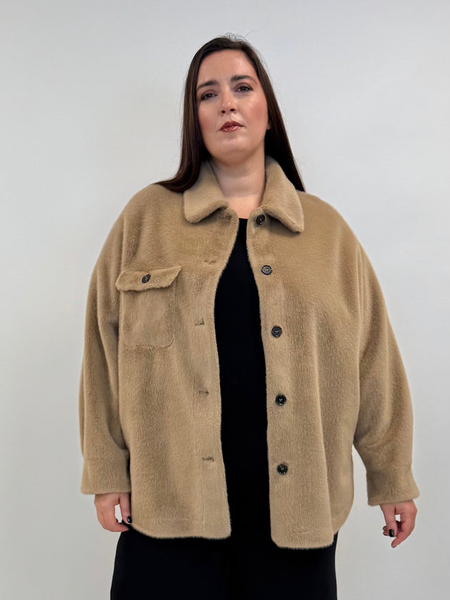 Fake Fur Hemdjacke in Camel von White Label by Rofa_grosse Grössen_DE BOER plus Luzern_2