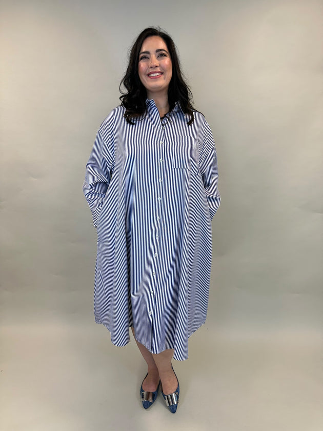 gestreiftes Baumwollkleid von Yoek_DE BOER plus Luzern 