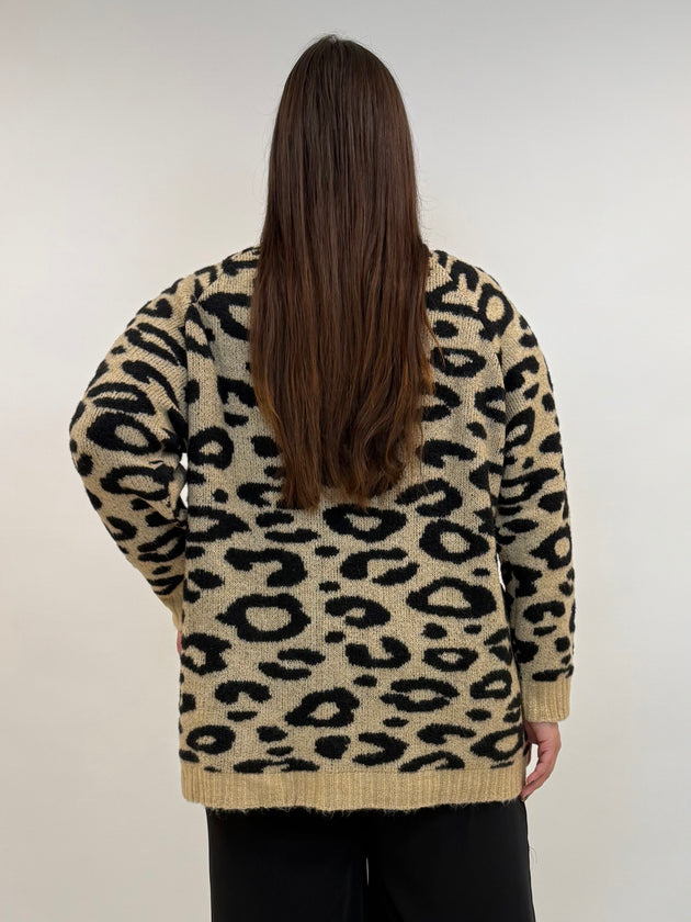 Strickjacke mit Goldknöpfen in Leo-Print von YOEK_grosse Grössen_DE BOER plus Luzern_4