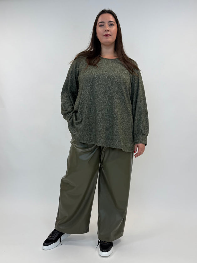weite Fake Lederhose in Khaki von Yoek_grossen Grössen_DE BOER plus Luzern_1