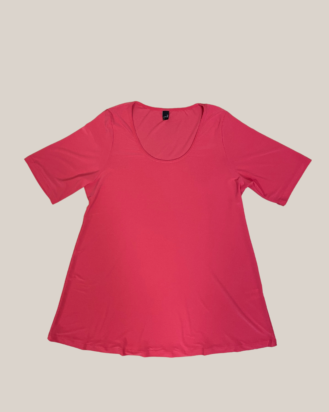Leicht ausgestelltes T-Shirt in Pink