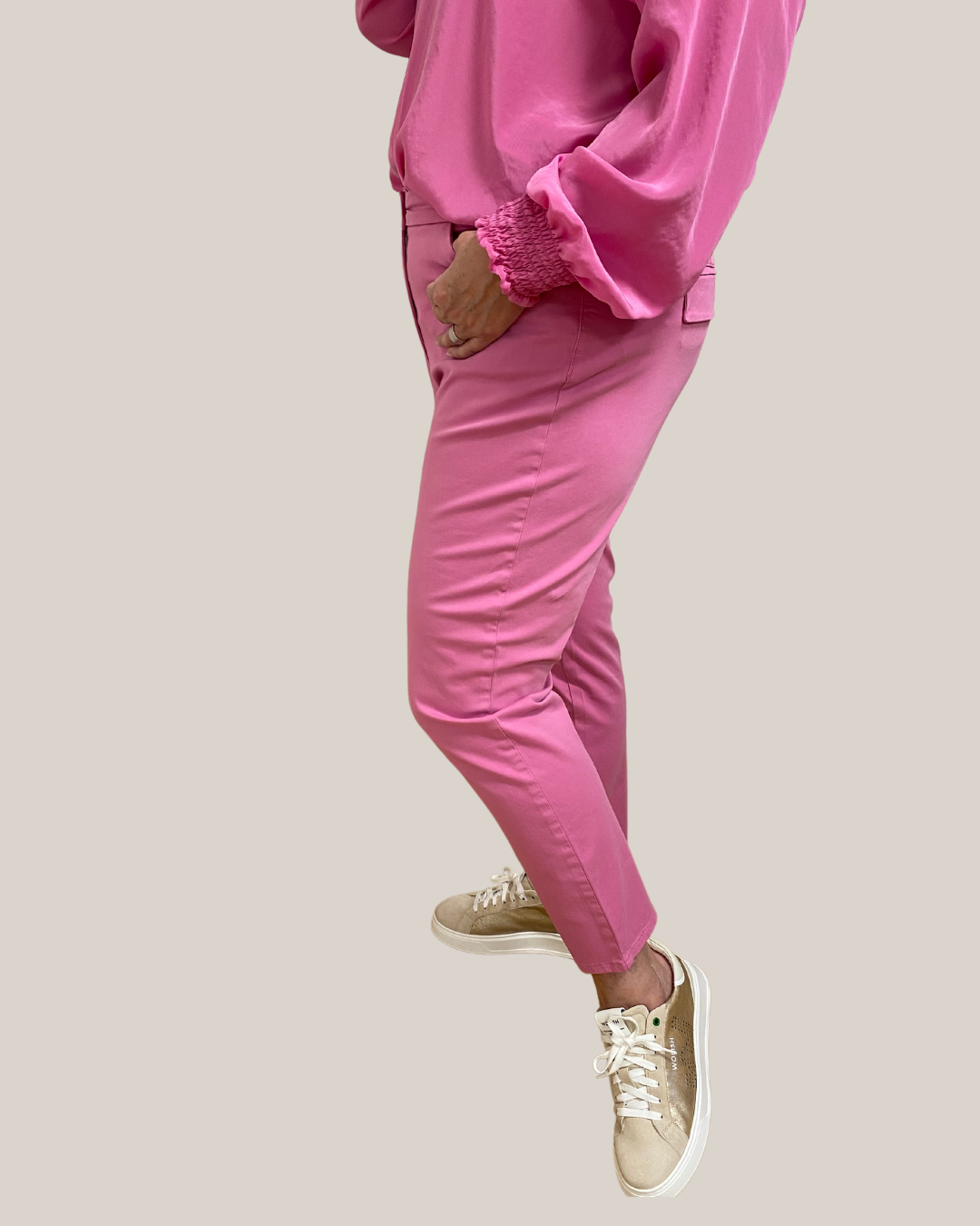 verkürzte Baumwoll-Stretch Hose in pink von Riani - grosse Grössen - deboerplus